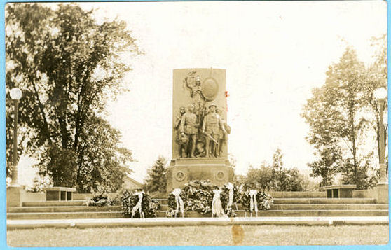 PittsfieldSolSailMonument.jpg